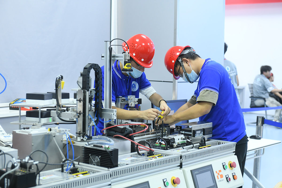 厦门信达:公司数智科技板块融合数智化应用研发、云计算、大数据、物联网等先进技术