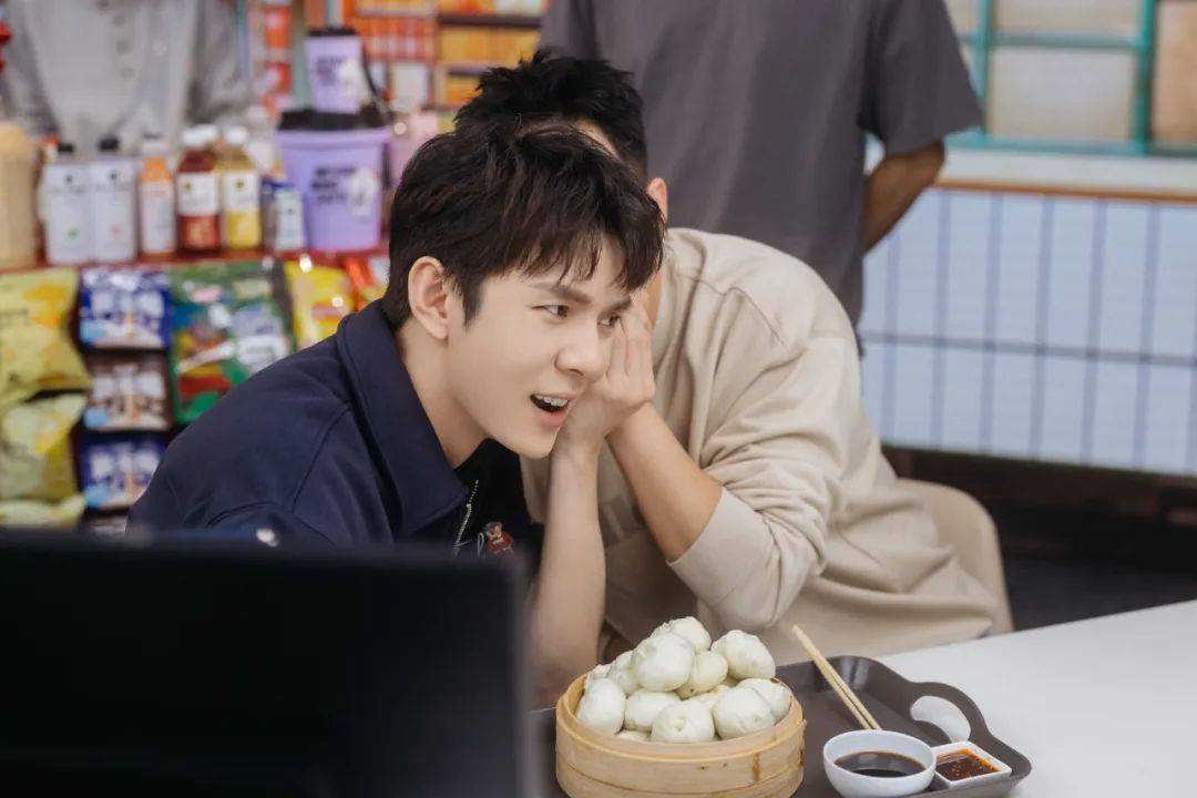 李佳琦盯上3亿互联网“银发群体”的钱包