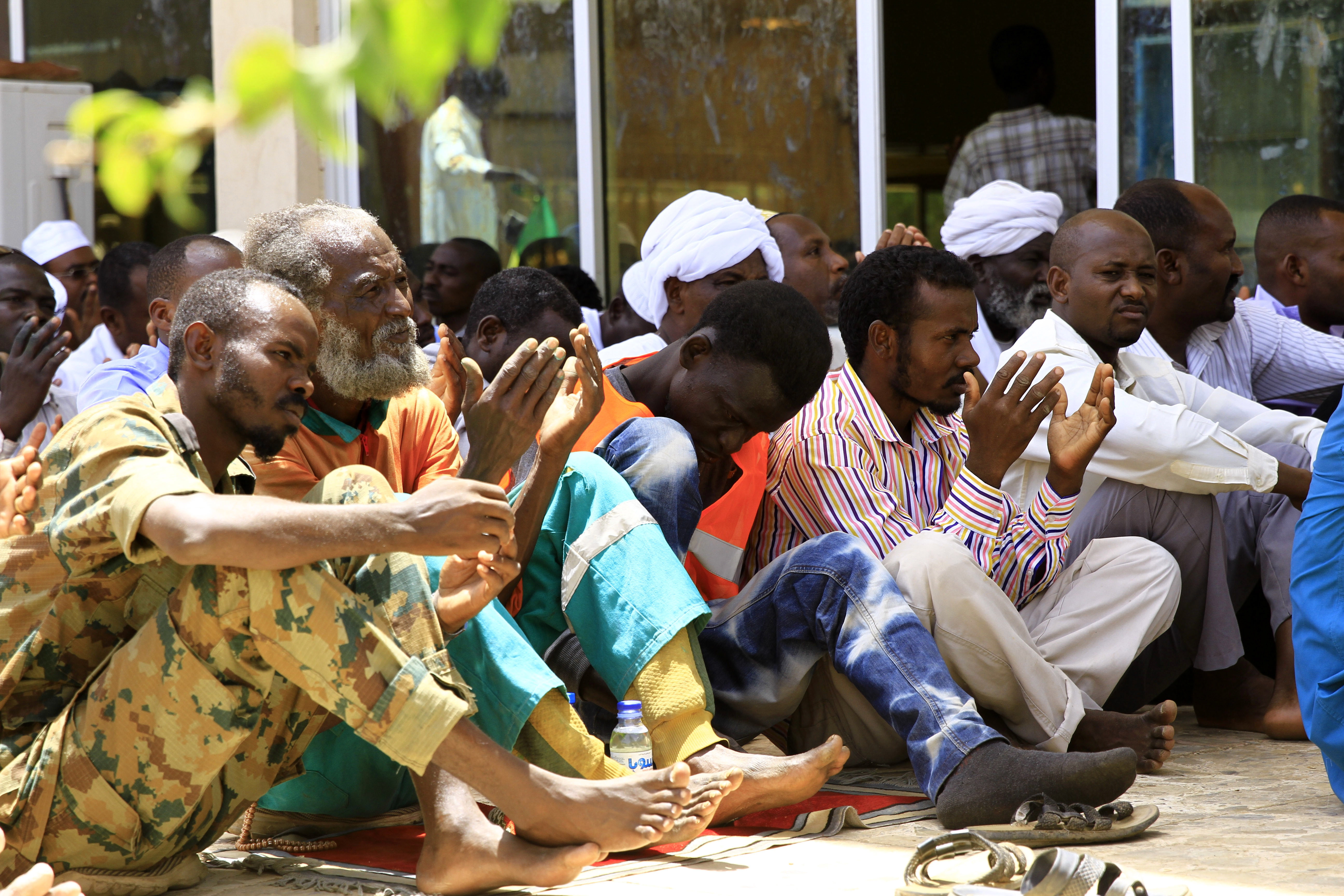 阿尔及利亚央行行长呼吁国际货币基金组织捍卫多边主义以应对国际贸易紧张局势