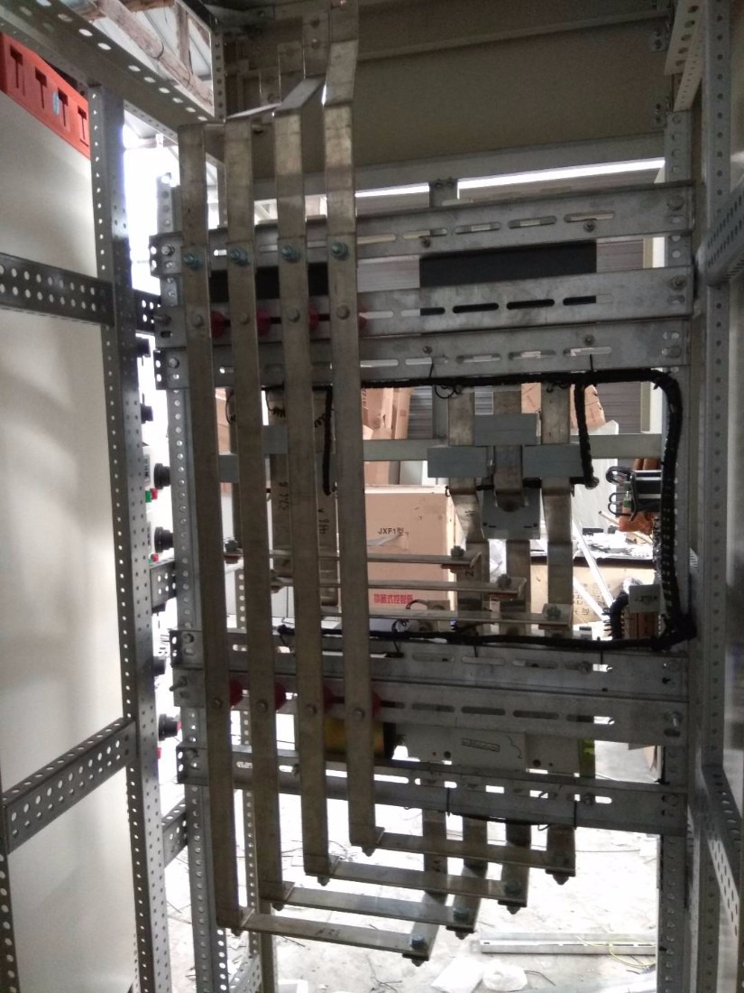 国缆检测获得发明专利授权:“一种电缆加热用穿心变压器辅助开启装置及电缆安放方法”