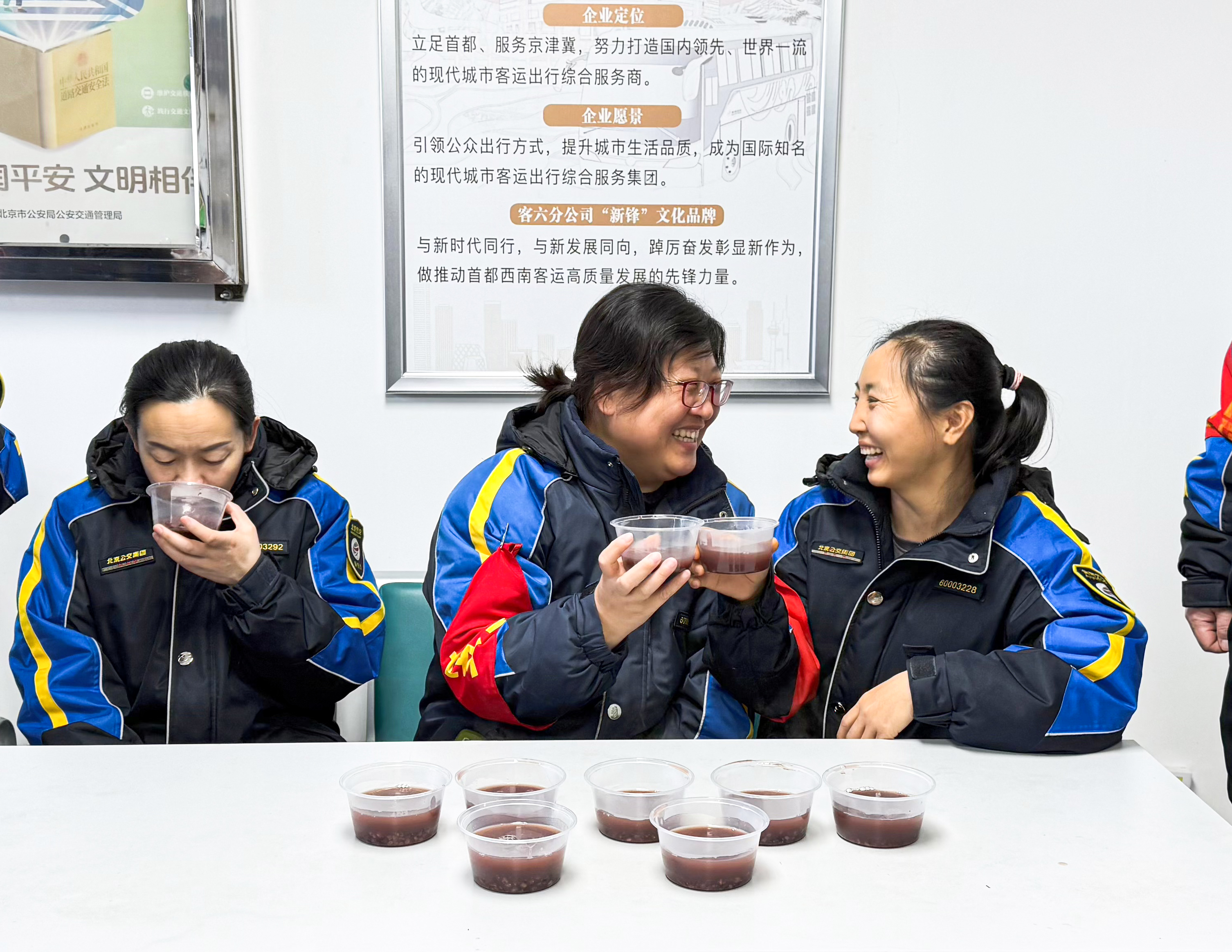 ST明诚(600136.SH)：联影创艺拟租赁清能酒管旗下湖北清江饭店用于营业性演出