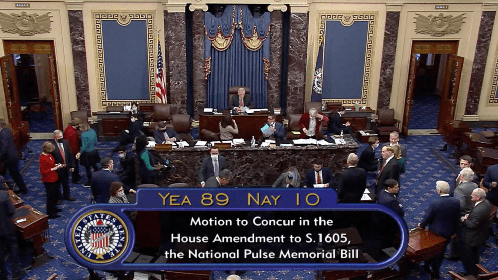 尼议会通过新财年政府政策与计划