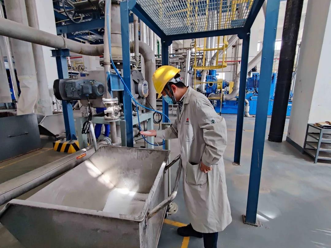 利安隆获得发明专利授权:“四甲基哌啶酮连续催化胺化的方法”