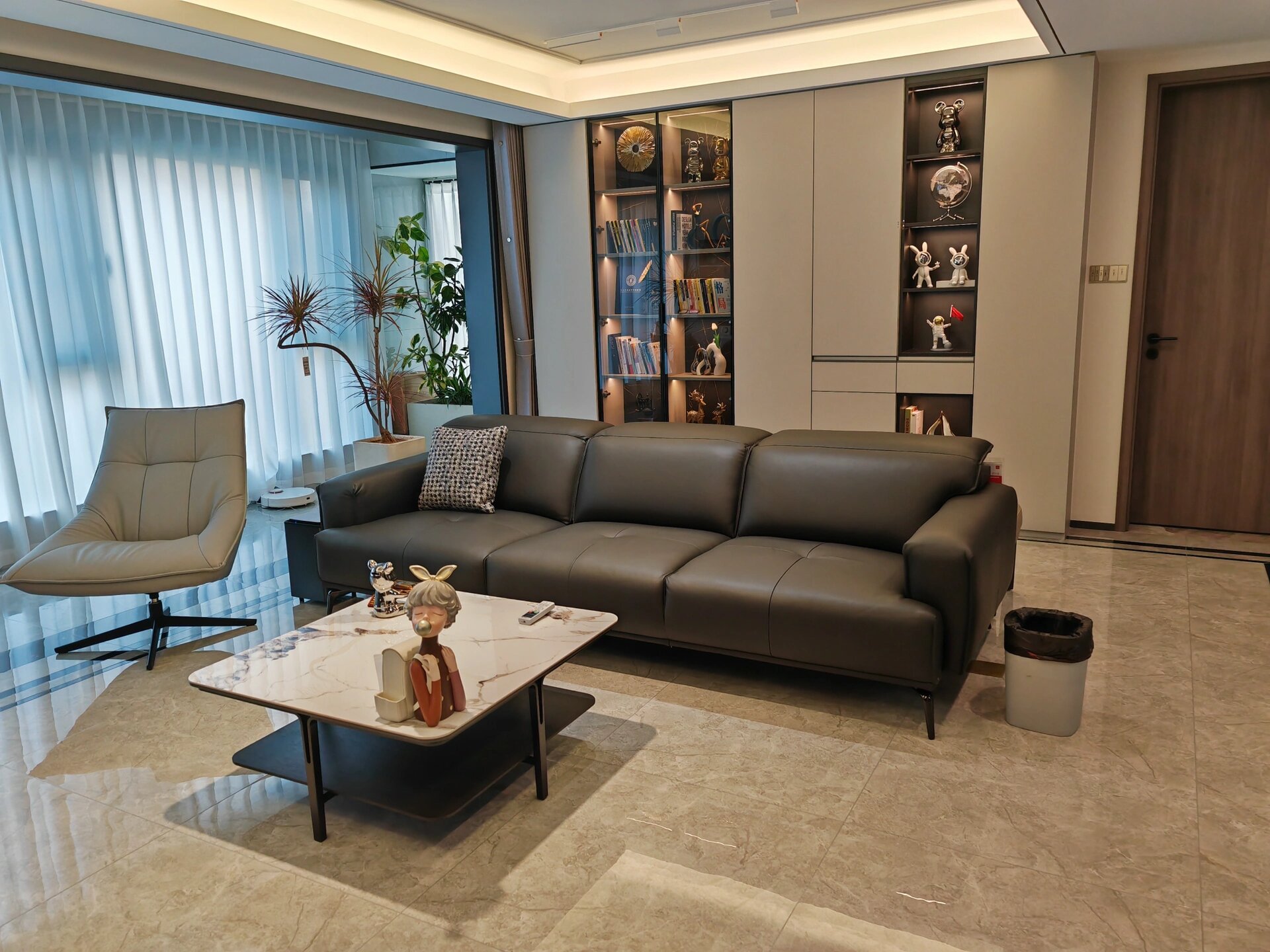 顾家家居获得外观设计专利授权：“沙发（DK.1255）”