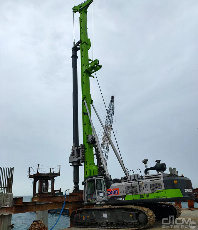 中联重科获得实用新型专利授权：“手指舵机和灵巧手”