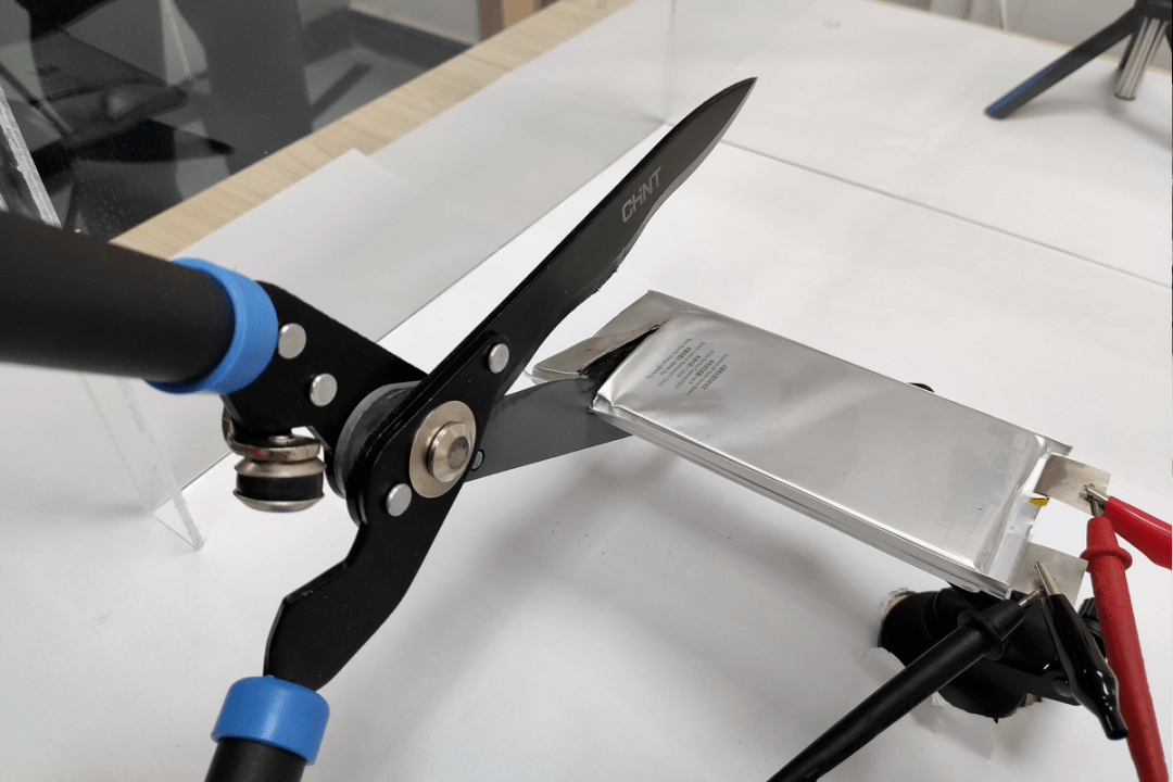 中钢天源：公司部分产品应用于固态电池正极材料