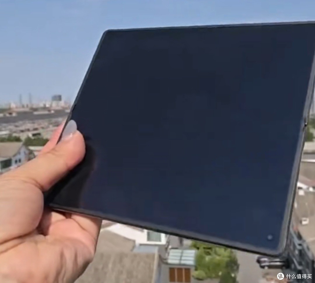 vivo发布新一代折叠旗舰X Fold5 以轻薄与创新重塑折叠屏体验