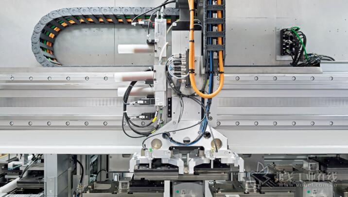 格力电器获得发明专利授权：“一种密封碗自动装配线”