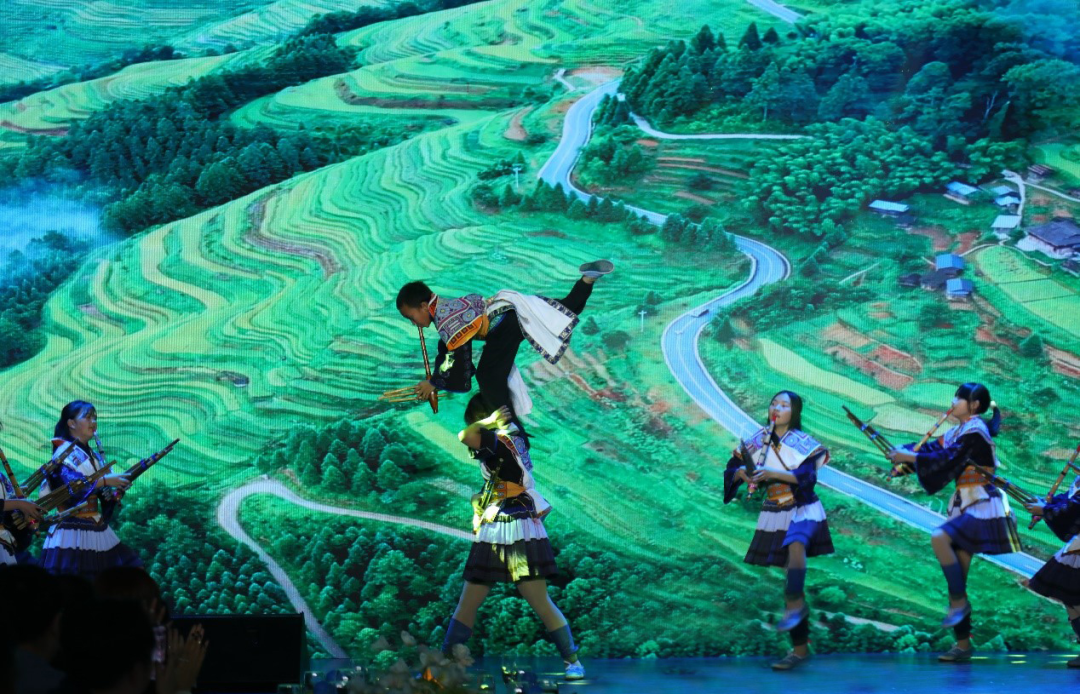 【ESG动态】中国移动（600941.SH）获华证指数ESG最新评级AA，行业排名第3