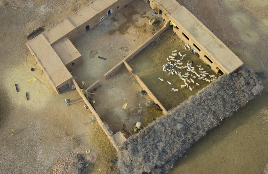 中科电气拟80亿元人民币投建阿曼负极材料基地 50亿元投资的摩洛哥基地延缓建设