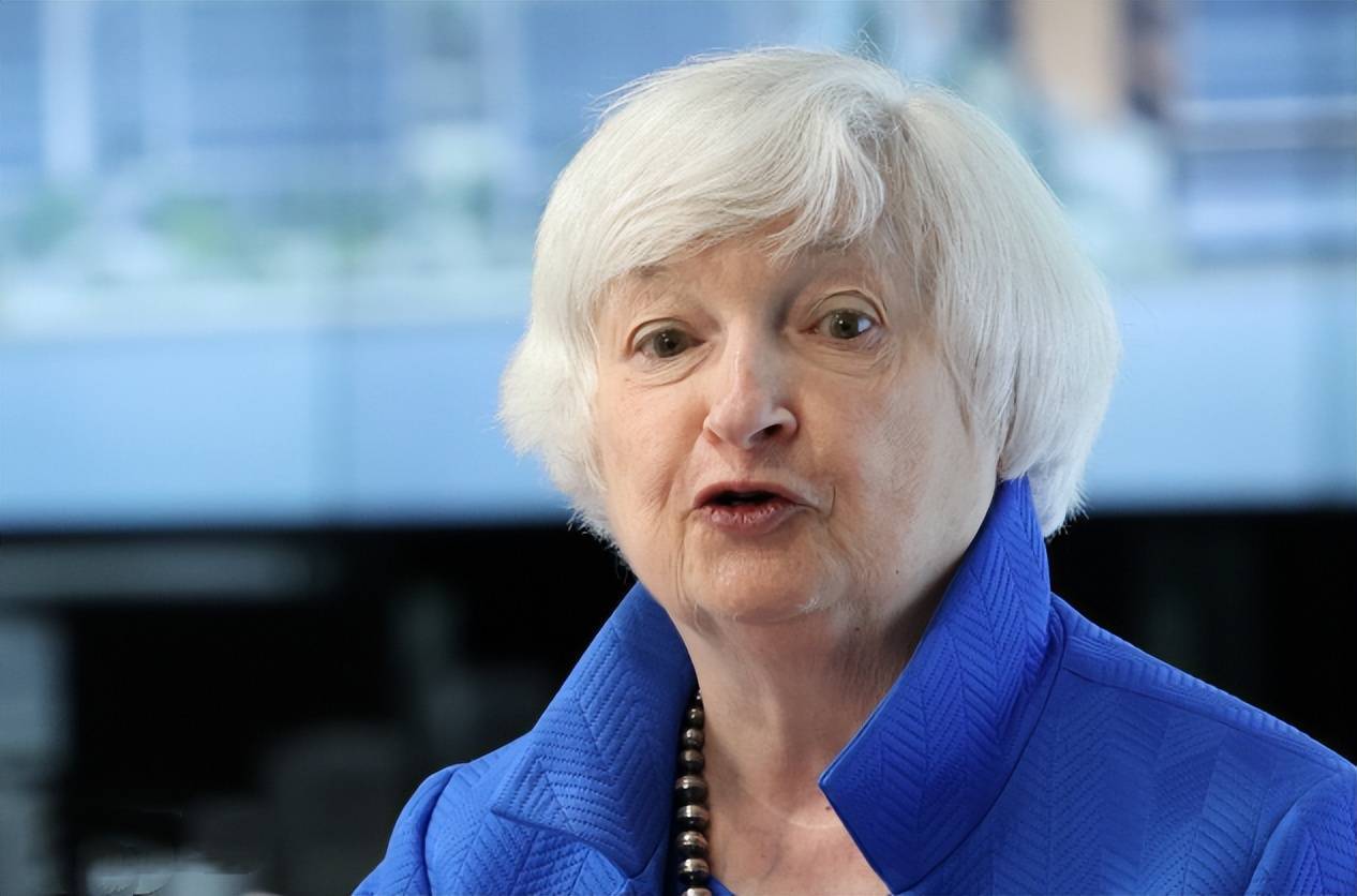 美财长：秋季将着手新任美联储主席的遴选工作