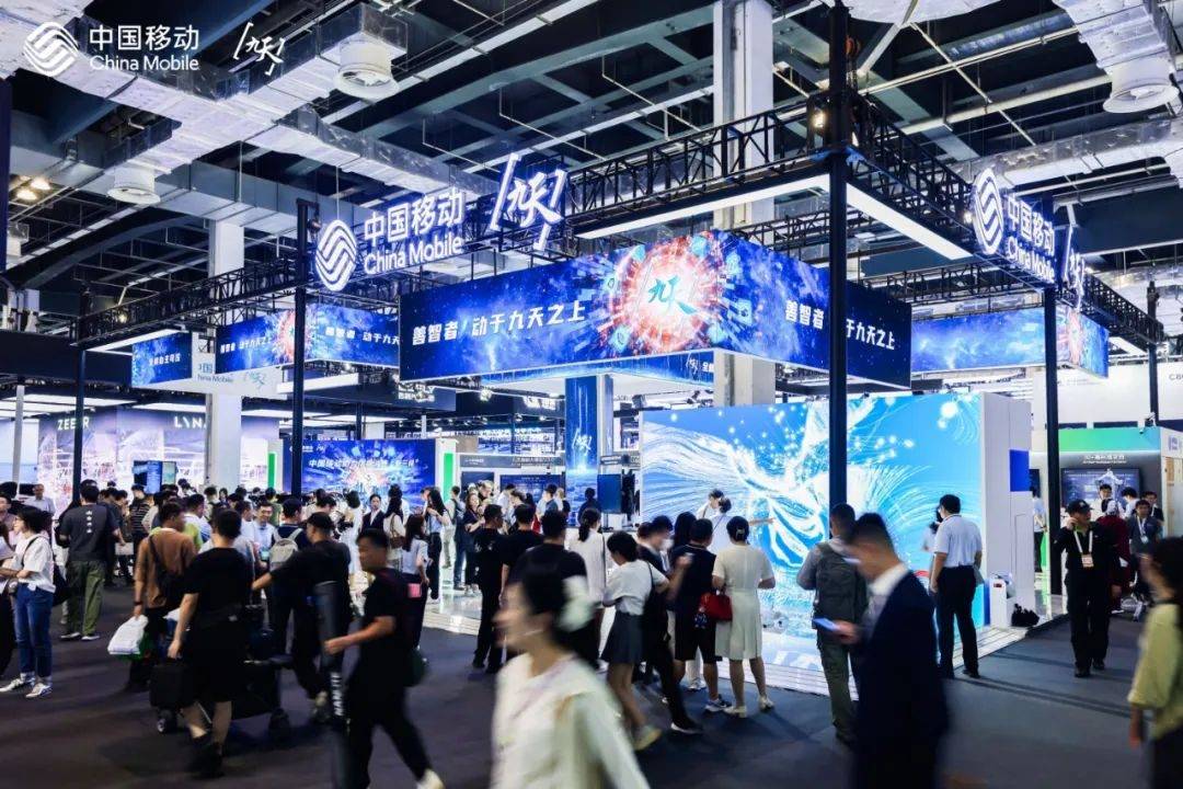 中科曙光核心产品亮相WAIC，助力多场景AI技术快速落地