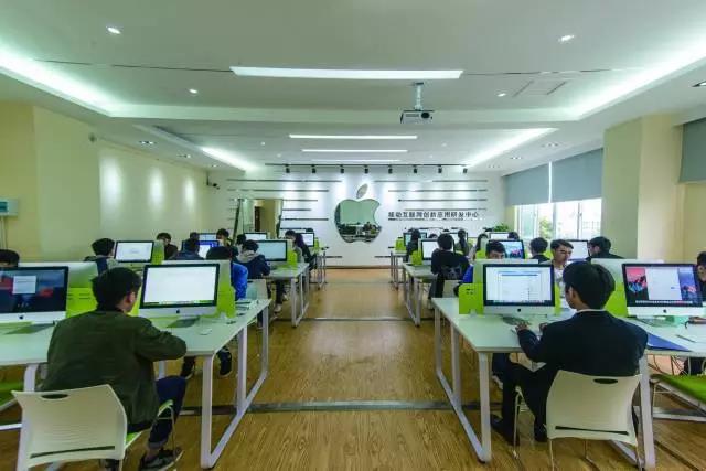 傅方兴获批担任中航工业财务公司董事长