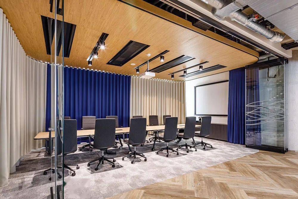 捷克7月工业与建筑业保持增长,外贸收支出现逆差