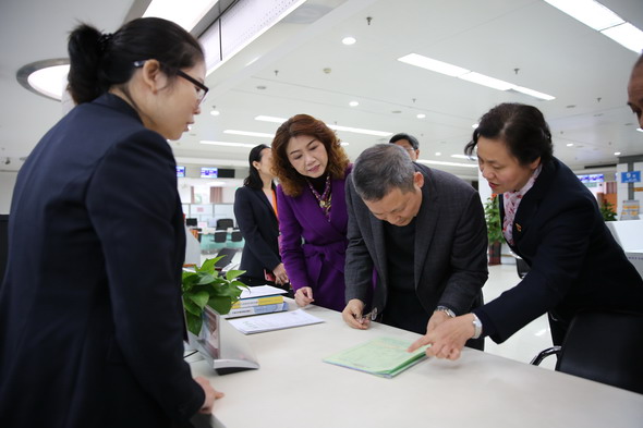 发行窗口步入“理想期”浮息债市场发行量倍增