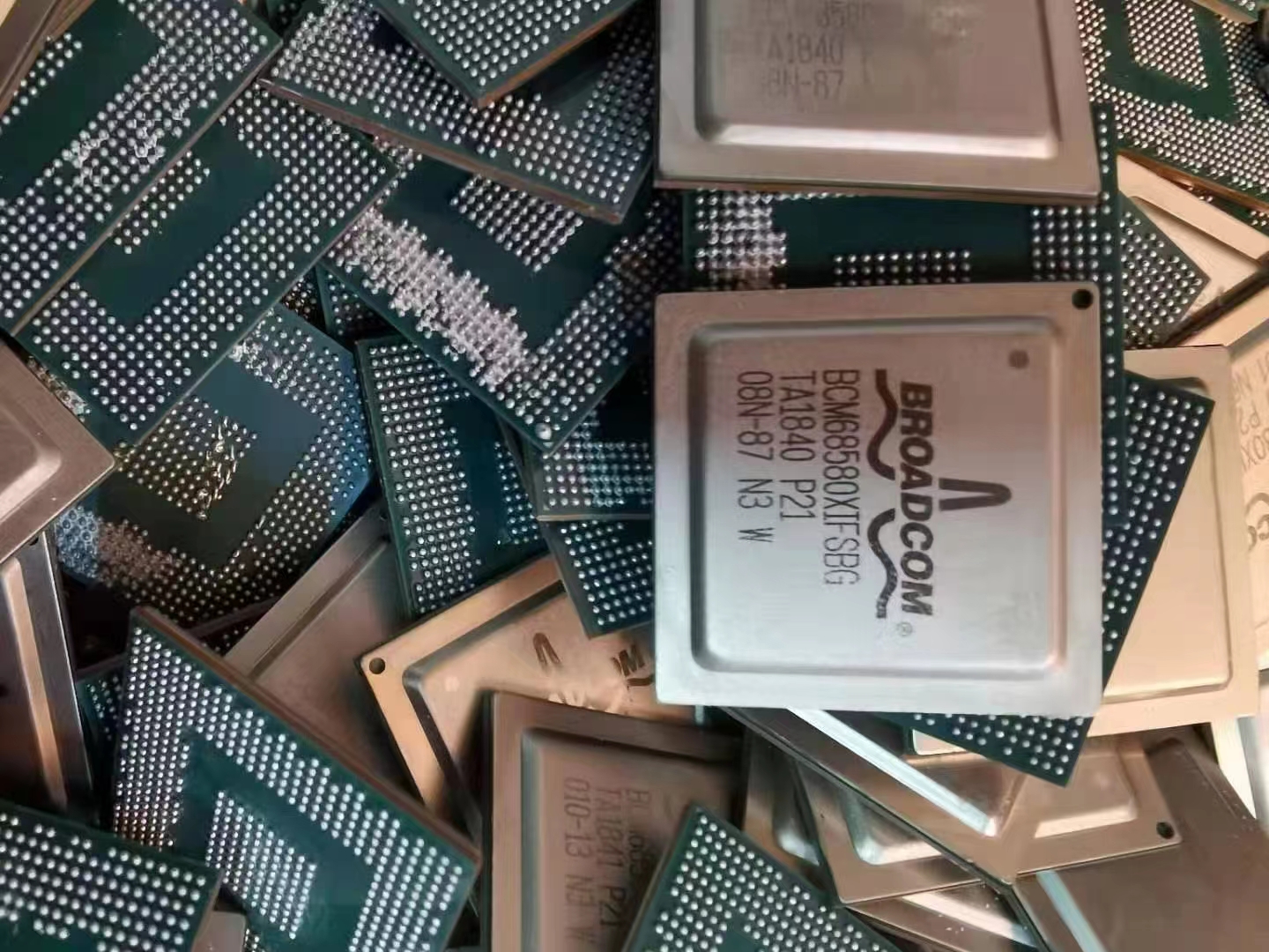 华东重机：锐信图芯已实现芯片批量供货