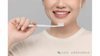 “不刷牙睡觉”VS“不刷牙吃早餐”上热搜 现存牙科相关企业超9万家