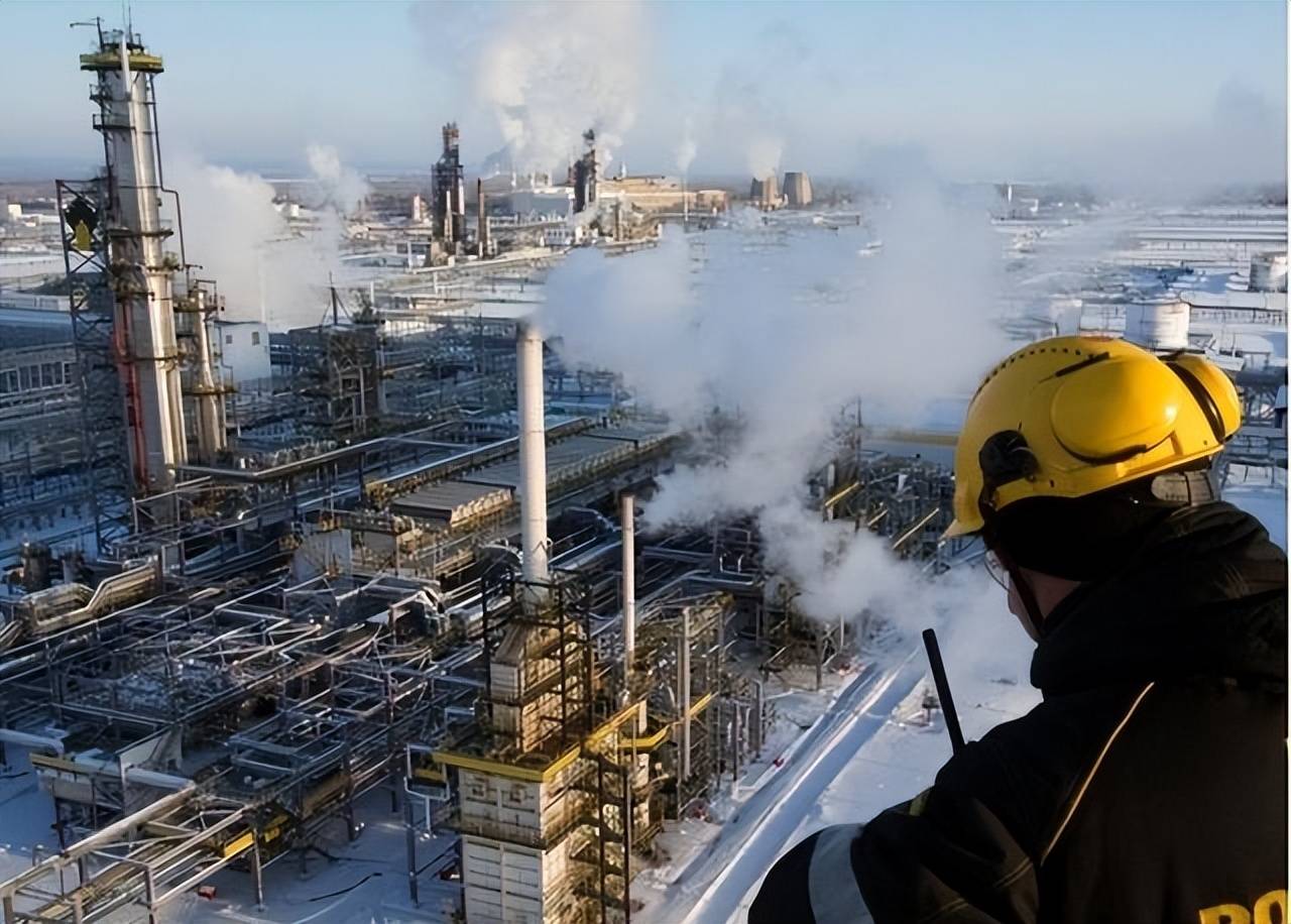 惠誉称，由于支出增加、油价下跌，沙特面临不断上升的财政风险