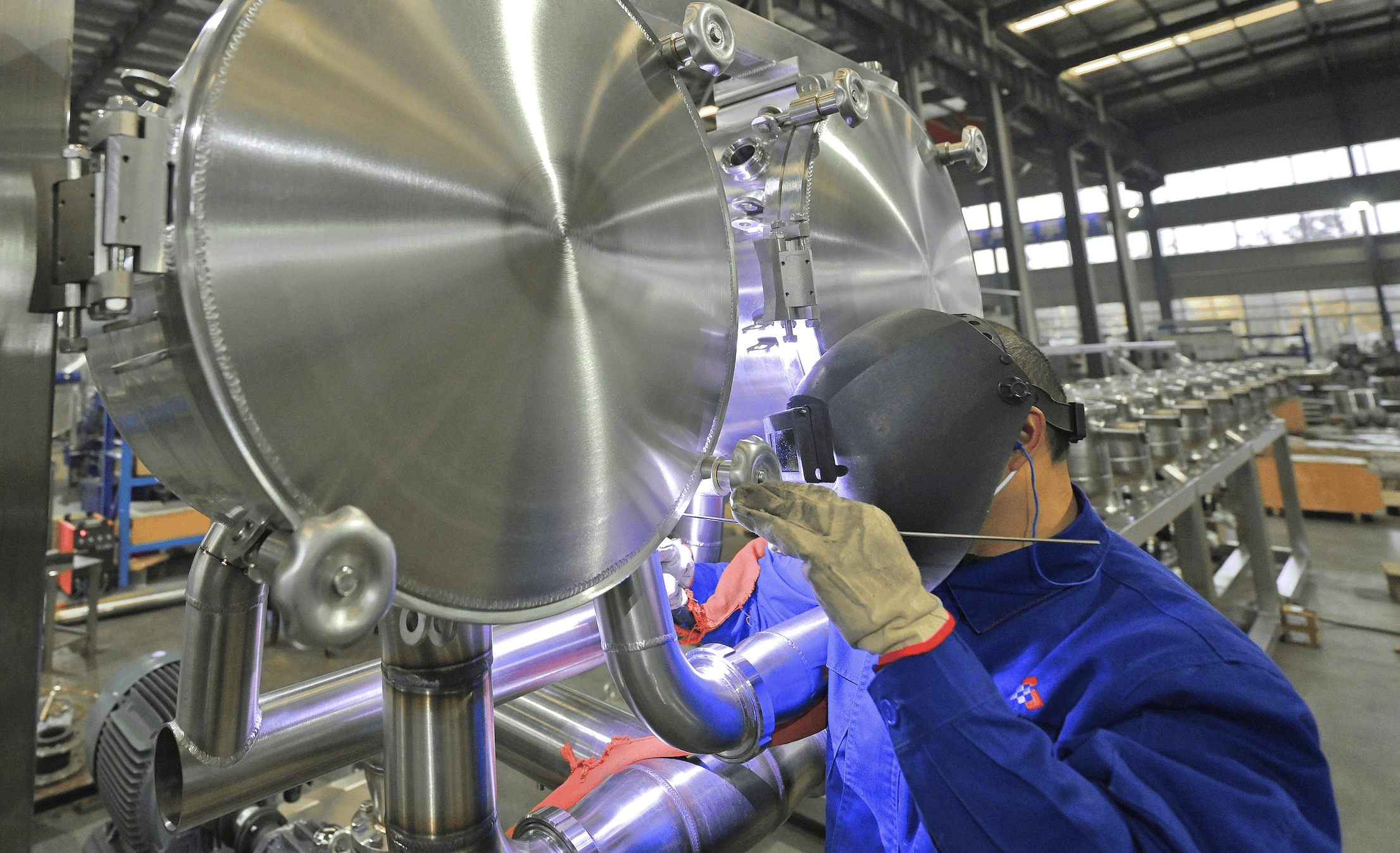 央行、金融监管总局等七部门联合印发《关于金融支持新型工业化的指导意见》:积极运用融资租赁、不动产信托投资基金、资产证券化等方式拓宽数字基础设施建设资金来源