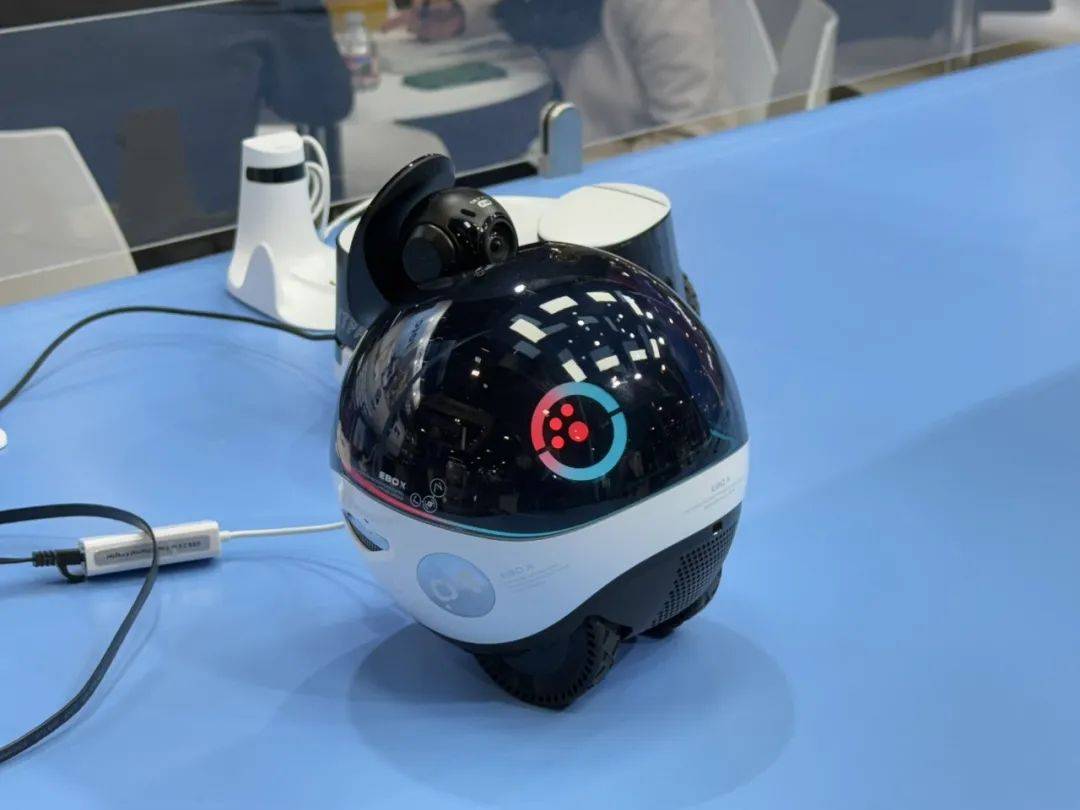 服务机器人竞争进入下半场,科沃斯用产品和服务创新破“卷”突围