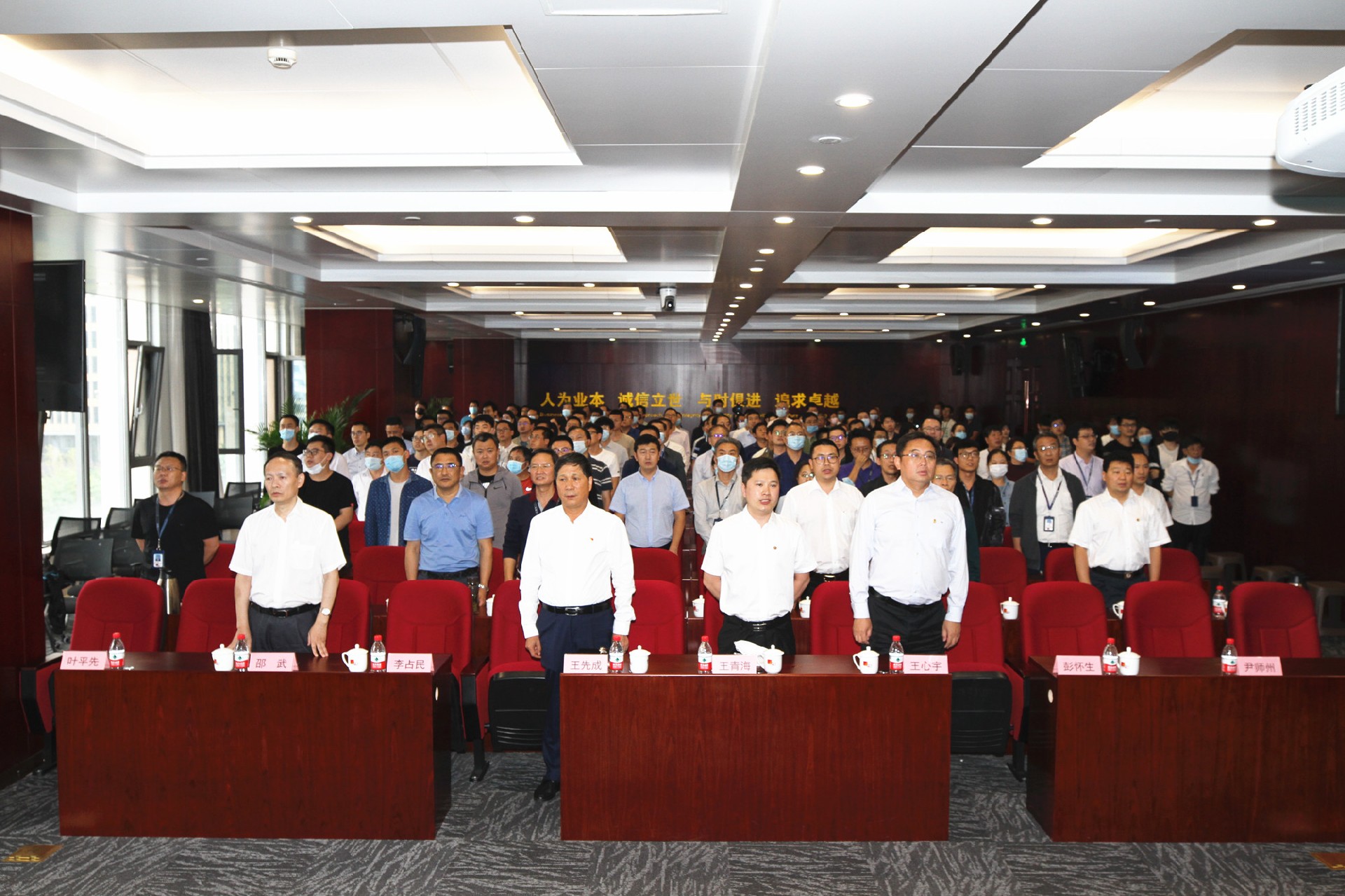 金诚信:机构维持金25转债评级为AA,评级展望为稳定