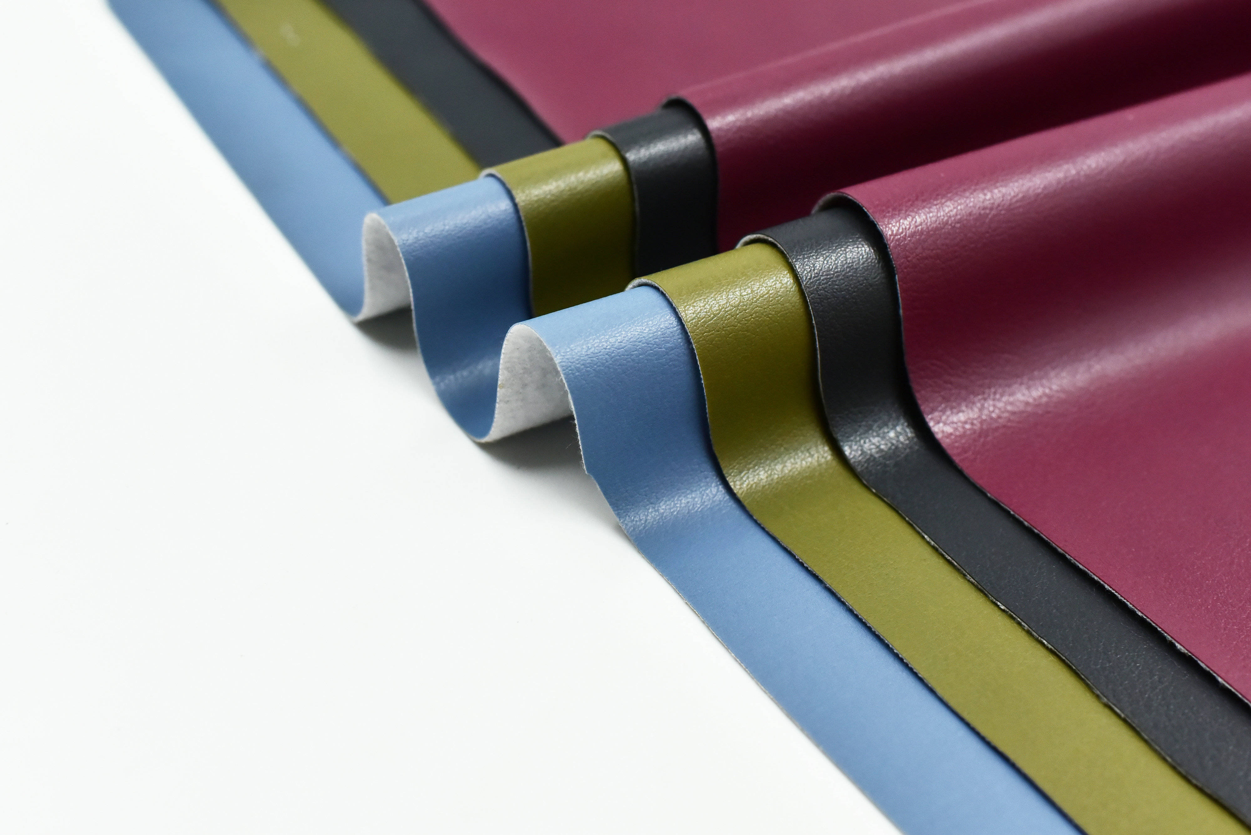 慕思股份：安利股份为公司提供少量无溶剂合成革