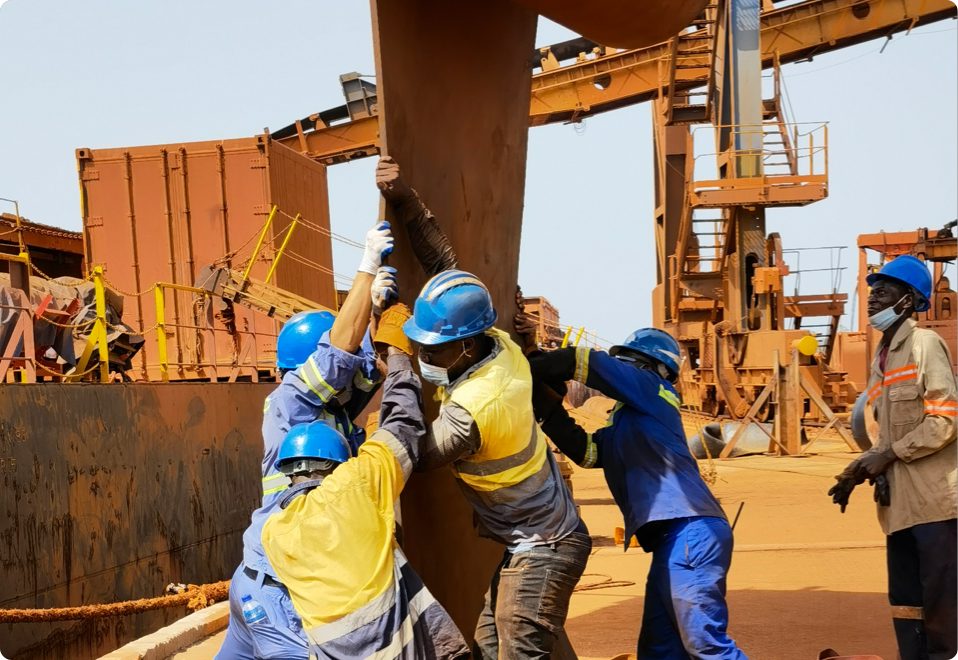 飞凯材料：海外业务覆盖美、新、马、日