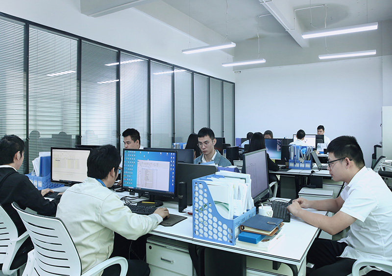 曼恩斯特：公司暂未有液冷产品