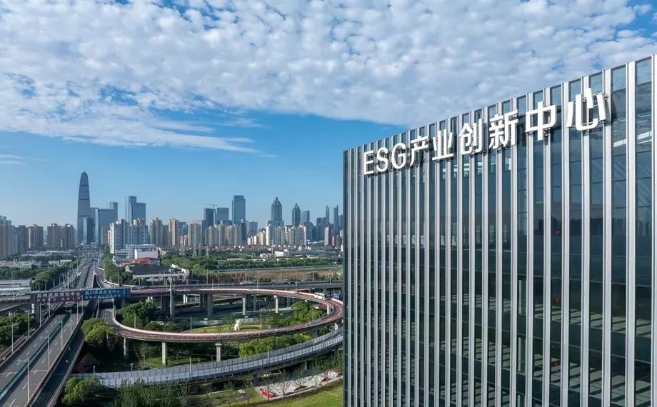 【ESG动态】吉林高速（601518.SH）获华证指数ESG最新评级CC，行业排名第35