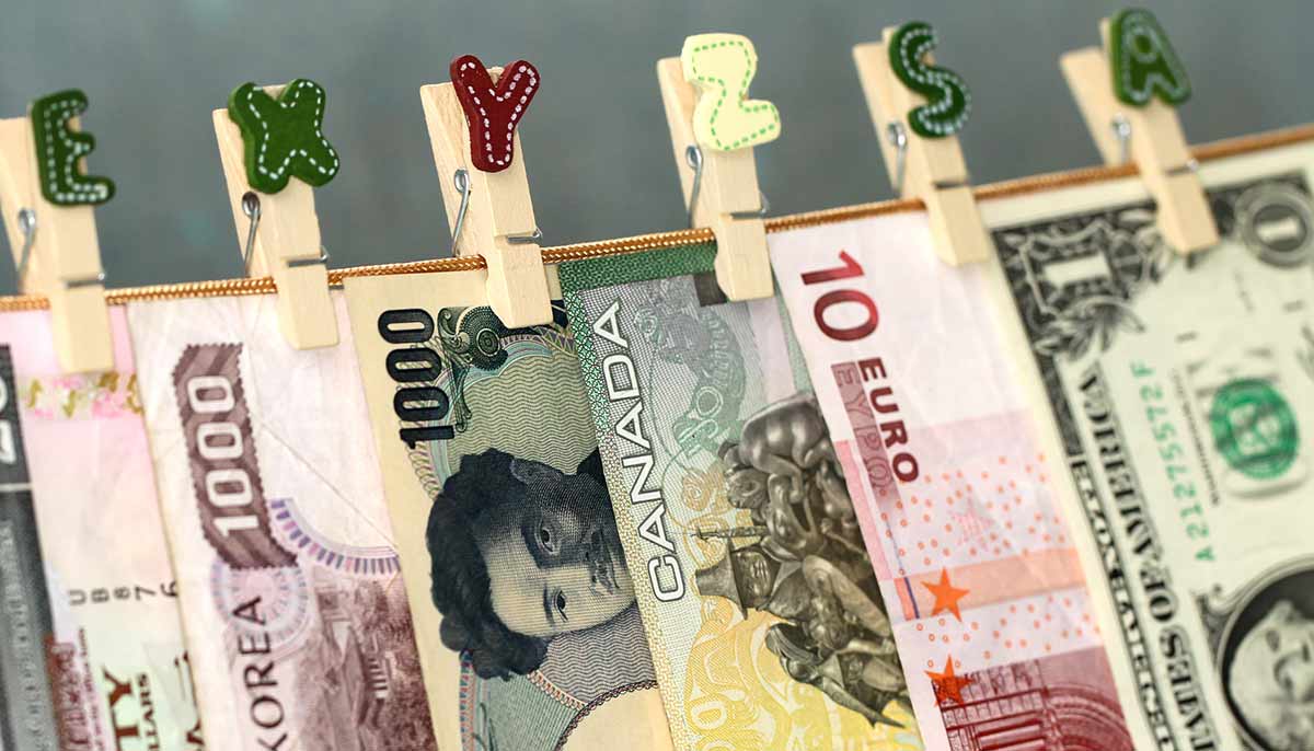 国家外汇管理局：截至11月末我国外汇储备规模为33464亿美元