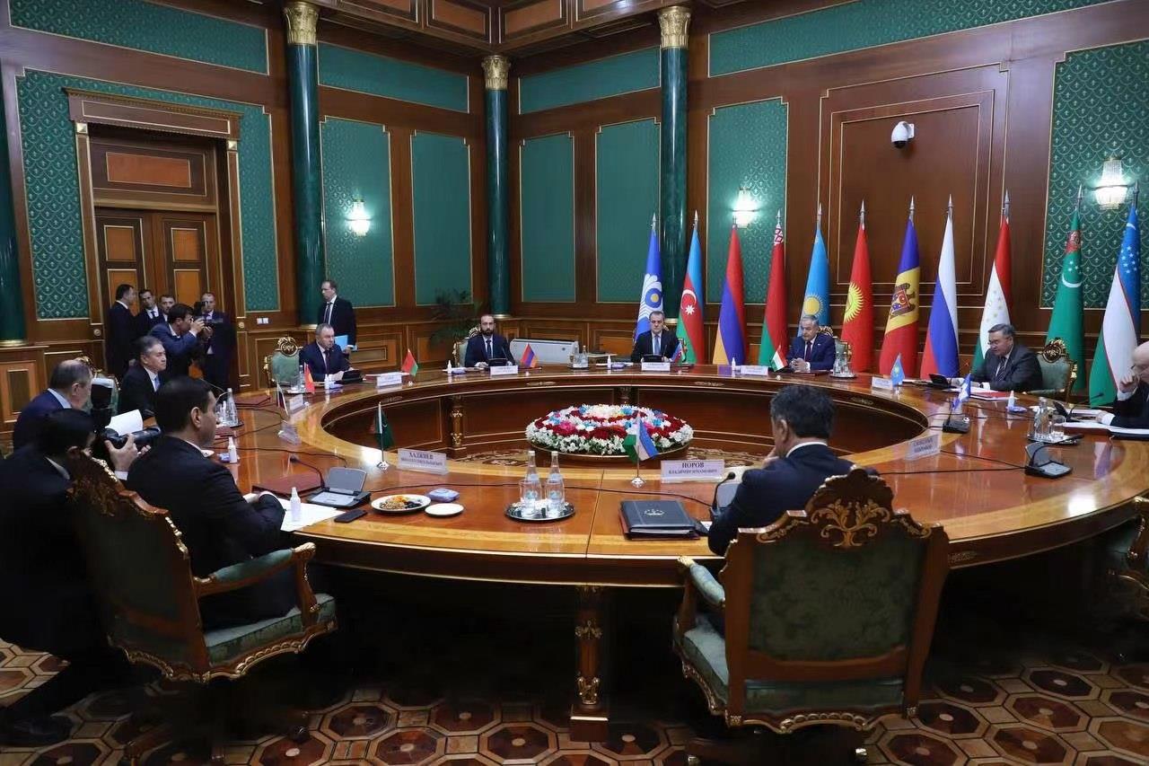 塔吉克斯坦召开政府会议