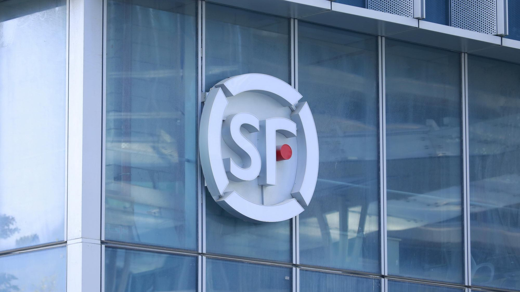 辽宁成大：公司向专业投资者公开发行公司债券获得证监会同意注册批复