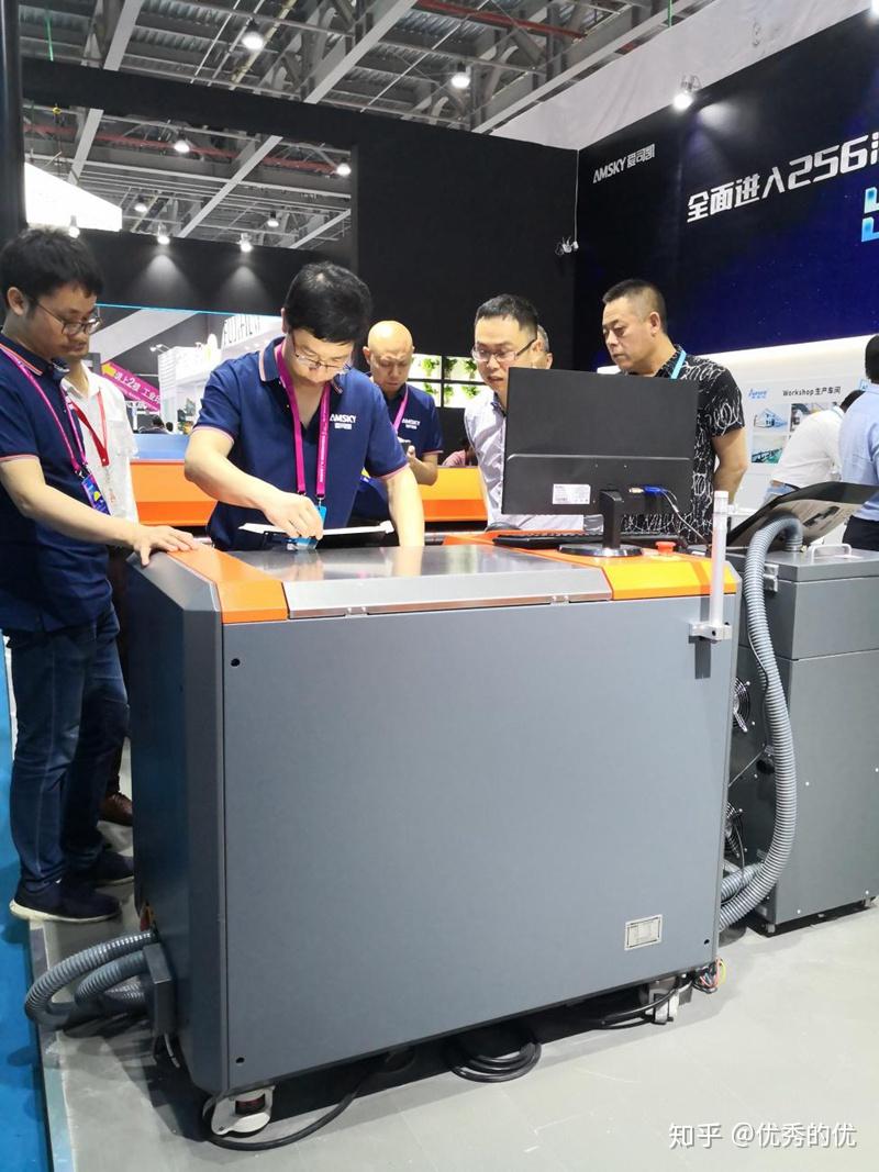 爱司凯：多激光打印头适用于高效生产领域