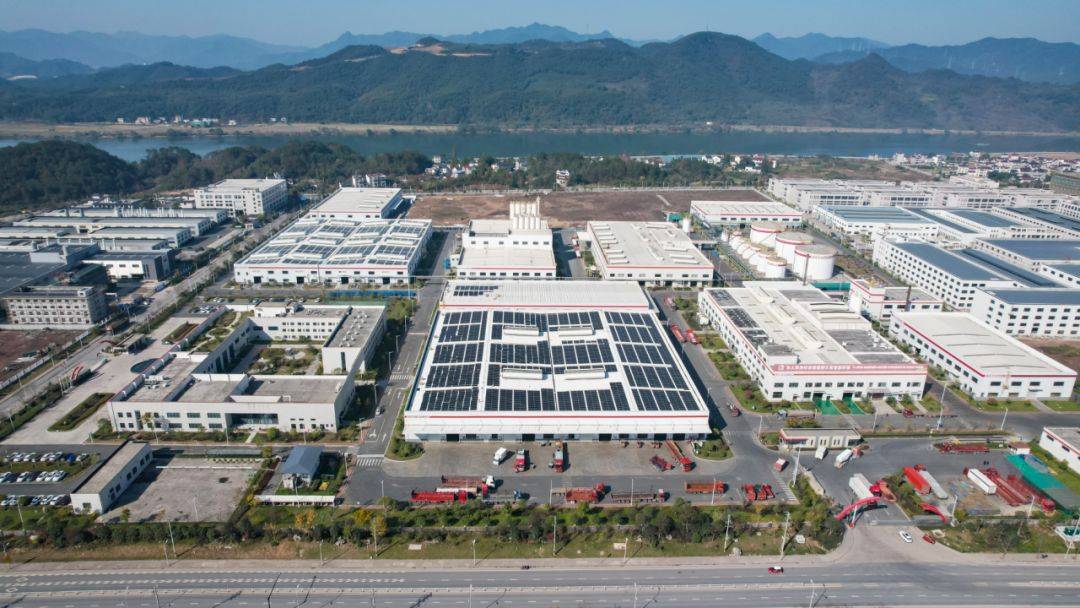 人工智能助力工业经济向高向新向绿发展