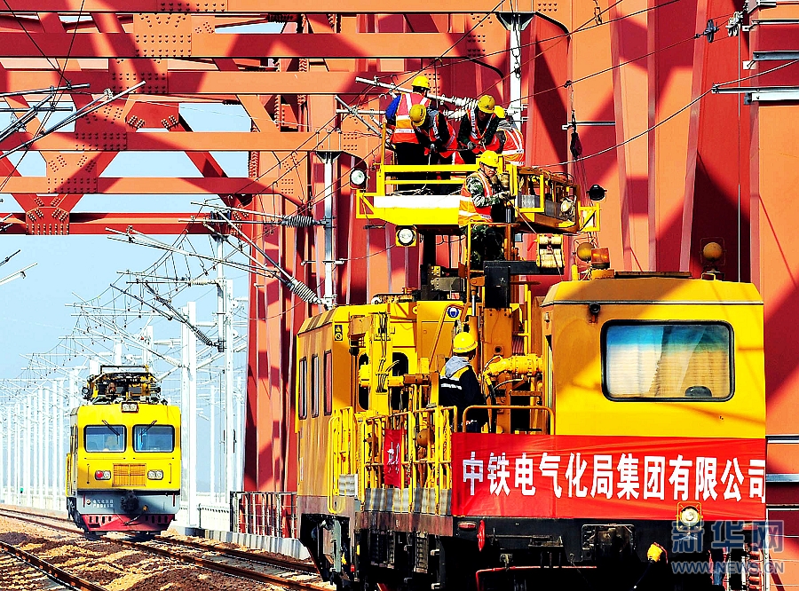 阿尔及利亚西部矿业铁路线进入最后施工阶段