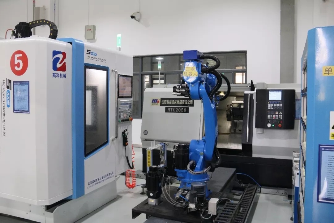 华中数控：与湖北省人形机器人研发中心暂无业务往来