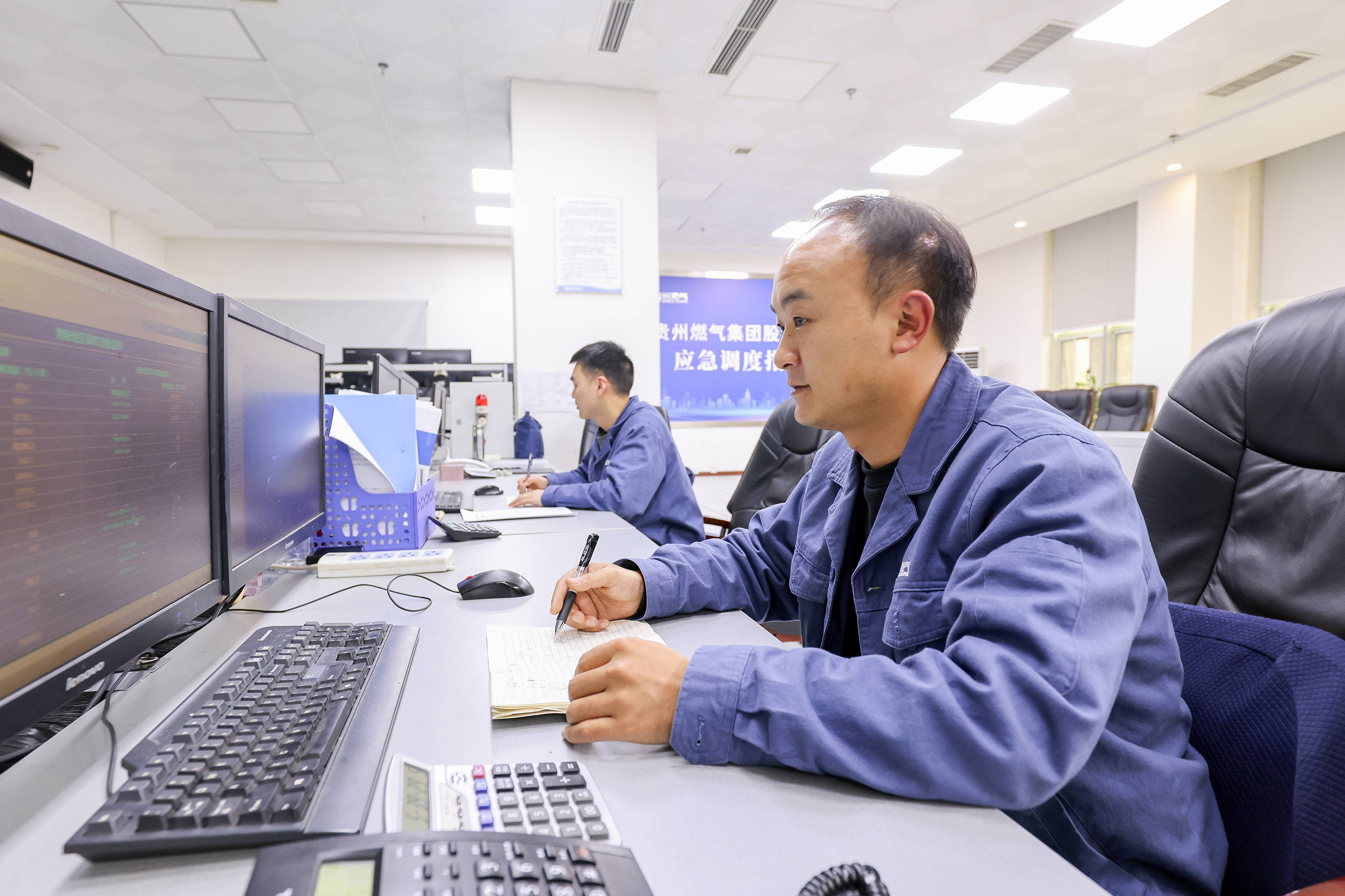 守护烟火气，加力小生意！中国人寿持续加大对个体工商户、小微企业保障支持力度