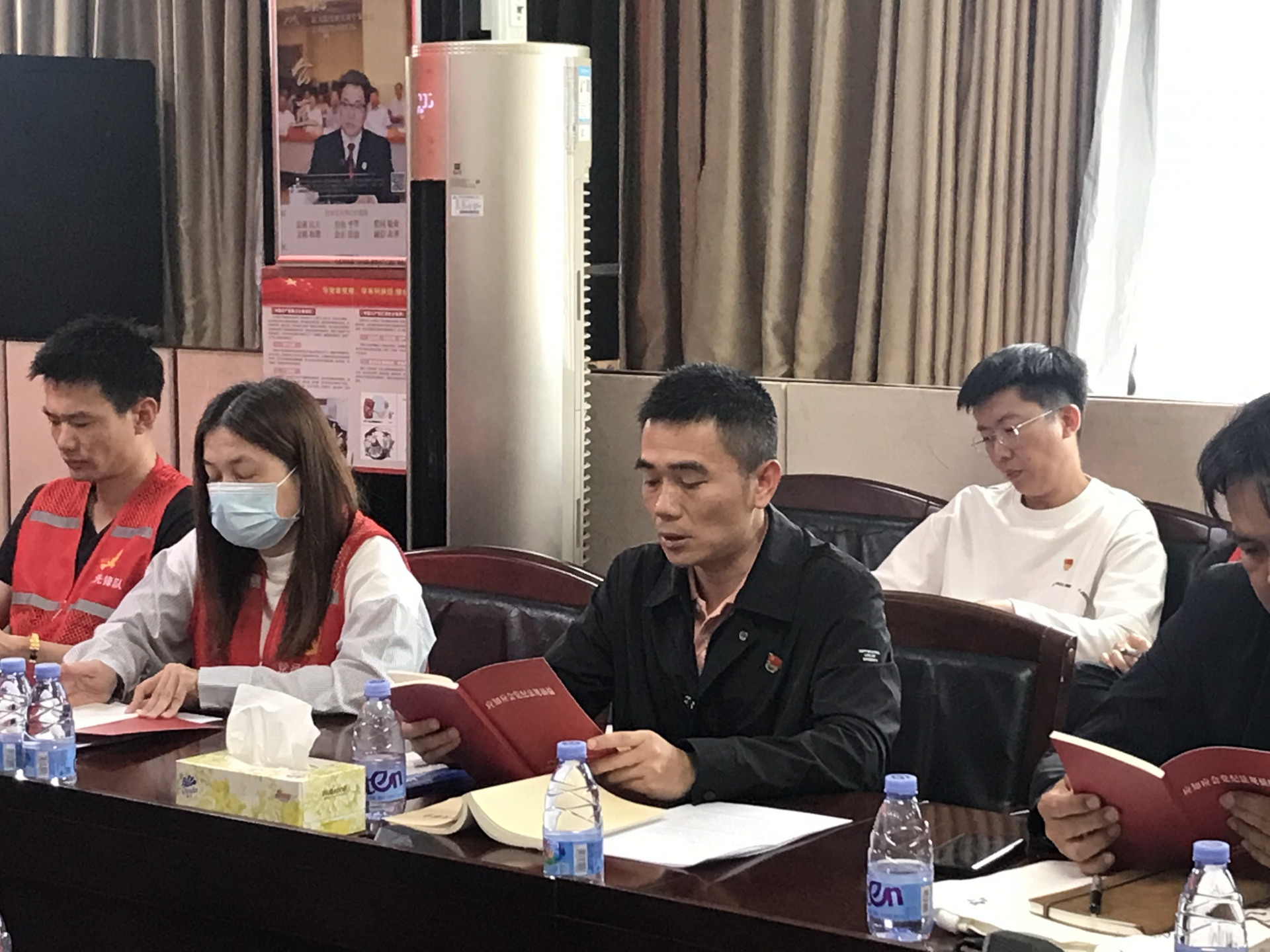 海通期货:根据相关法律、法规公司拟撤销监事会