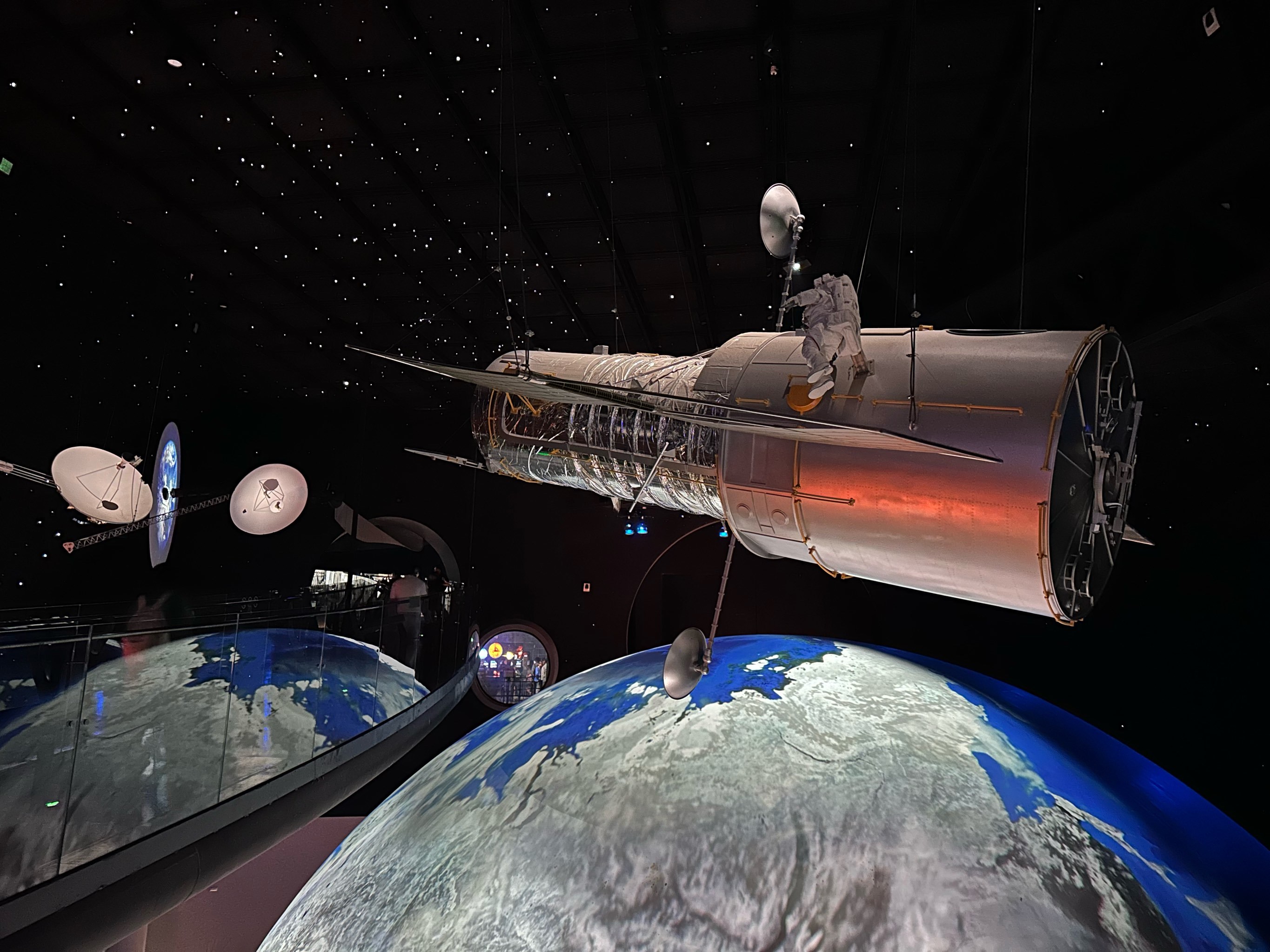 第42次南极考察丨通讯:在南极长城站奏响国际合作“科研交响乐”