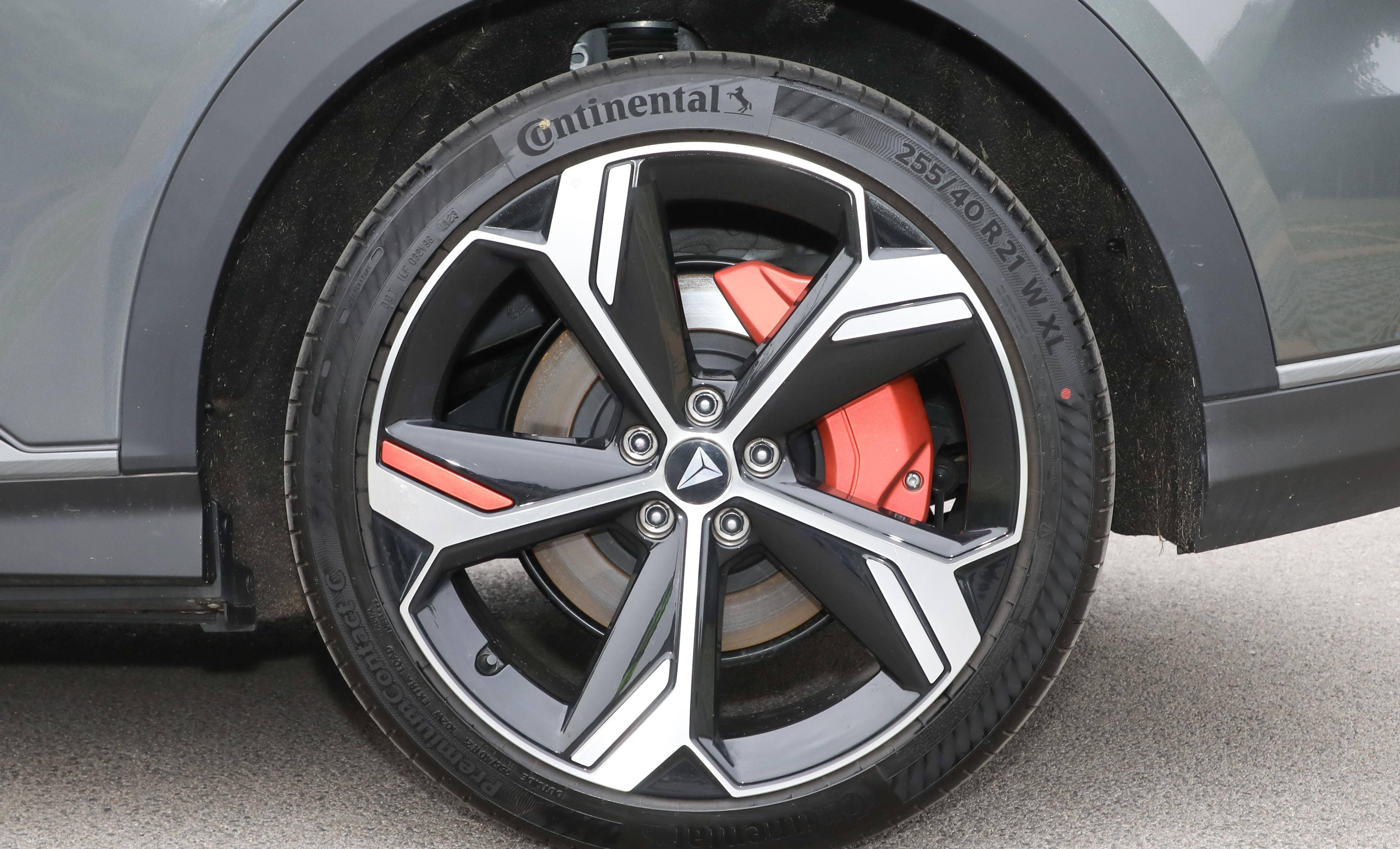 长安汽车获得发明专利授权：“一种辊冲结合零阶差车门结构及汽车”