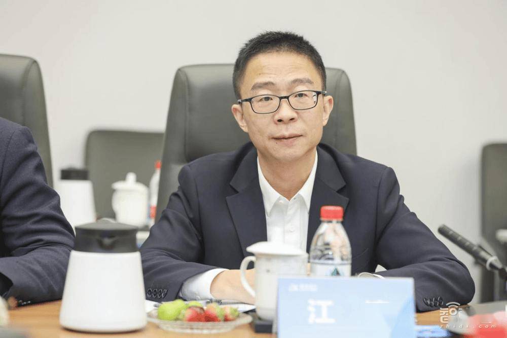 三六零获评中国人工智能产业发展联盟“突出贡献单位”,领跑智能体产业化新赛道