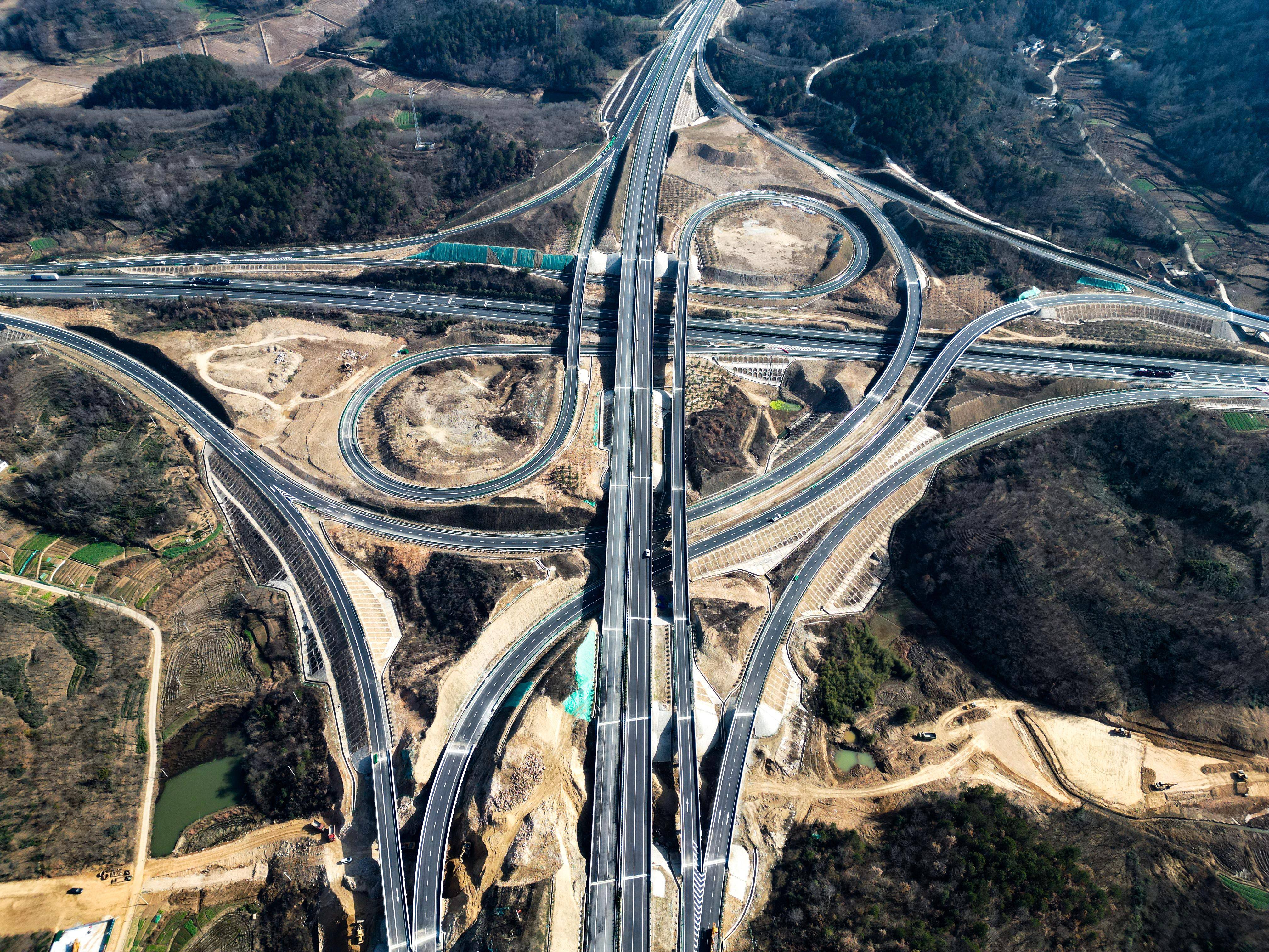 交通运输“十四五”投资18.8万亿元 “十五五”谋划建设一大批重大工程项目