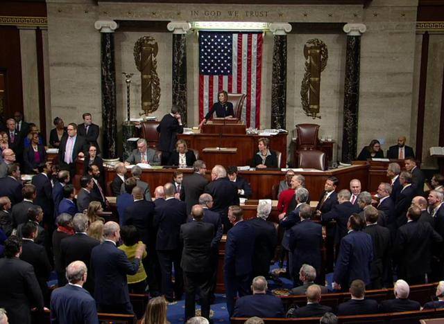 贝莱德固定收益首席投资官减持美国投资级和高收益债