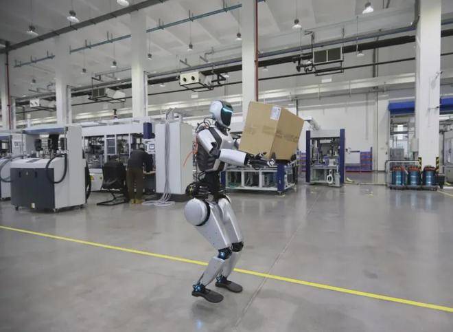 均普智能:成功发行科创债 募资将用于AI+人形机器人核心技术研发等