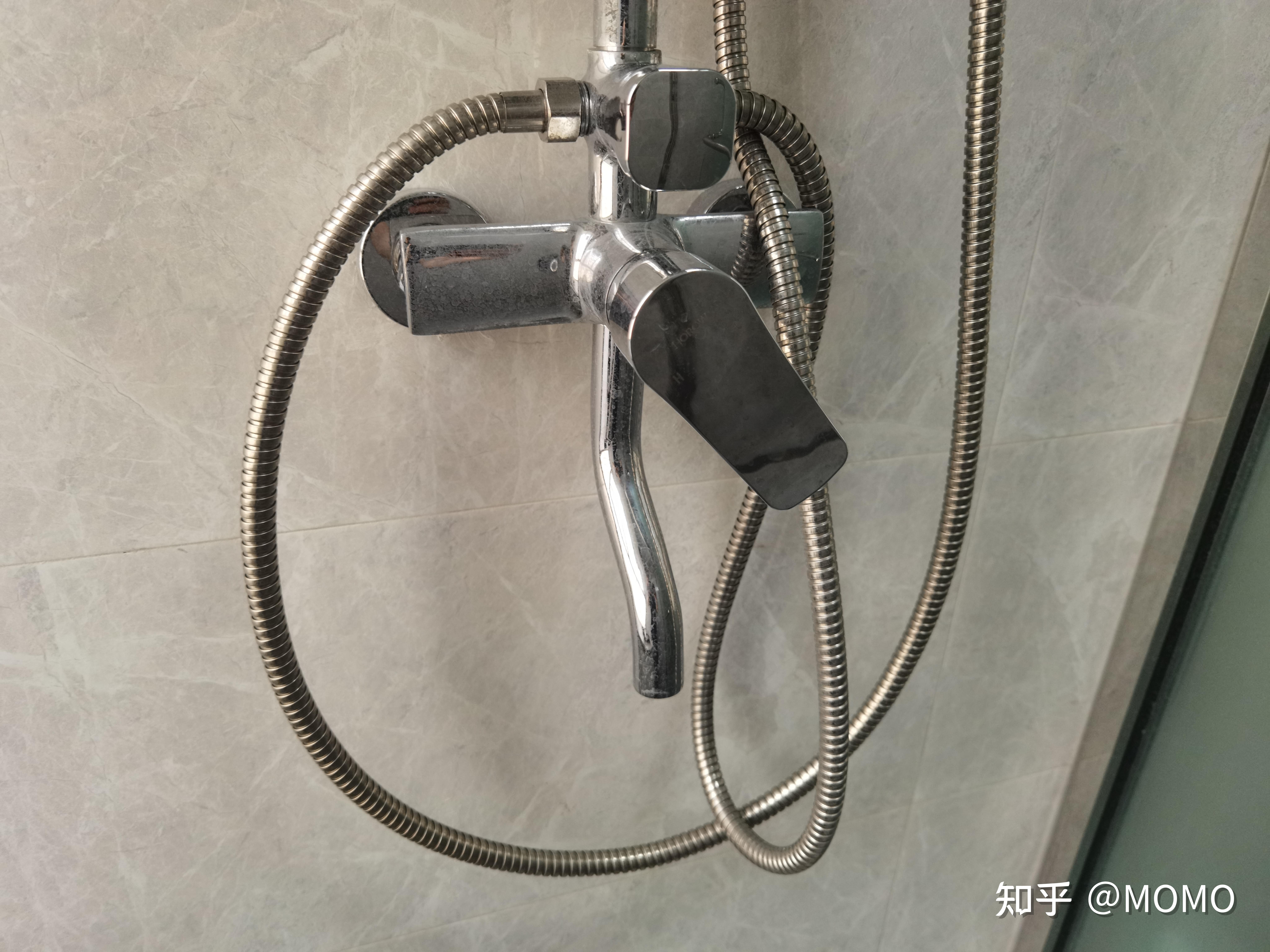 箭牌家居获得发明专利授权：“出水滑座及花洒套装”