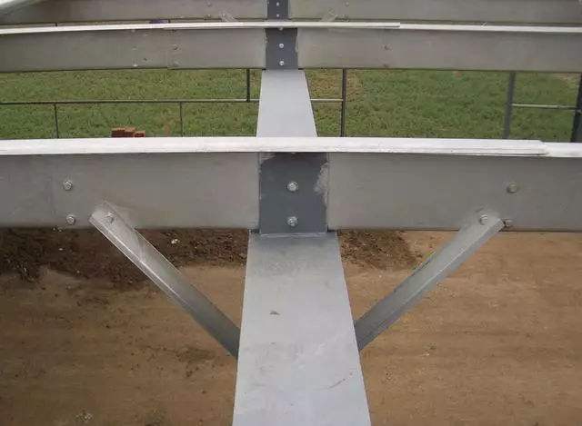 中航光电获得发明专利授权：“一种新型电源搭接结构”