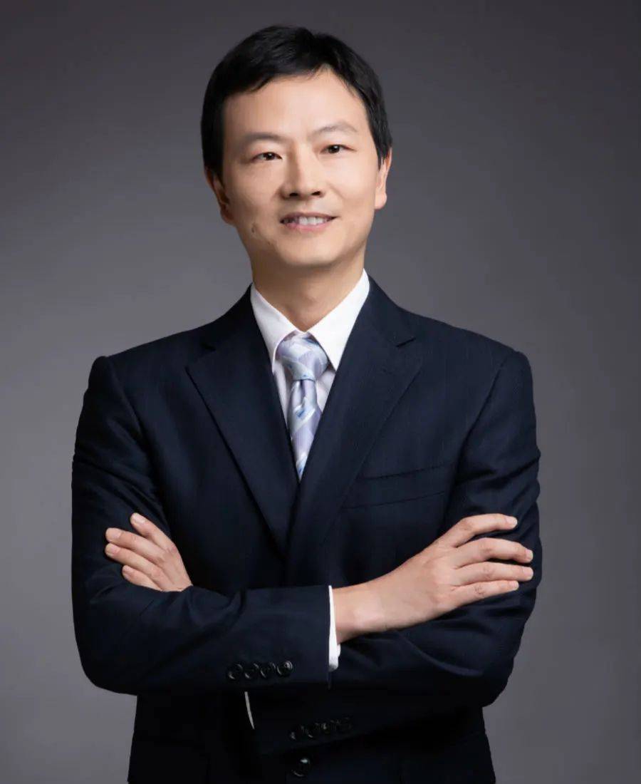 债基密集空降“股票选手” 什么信号?