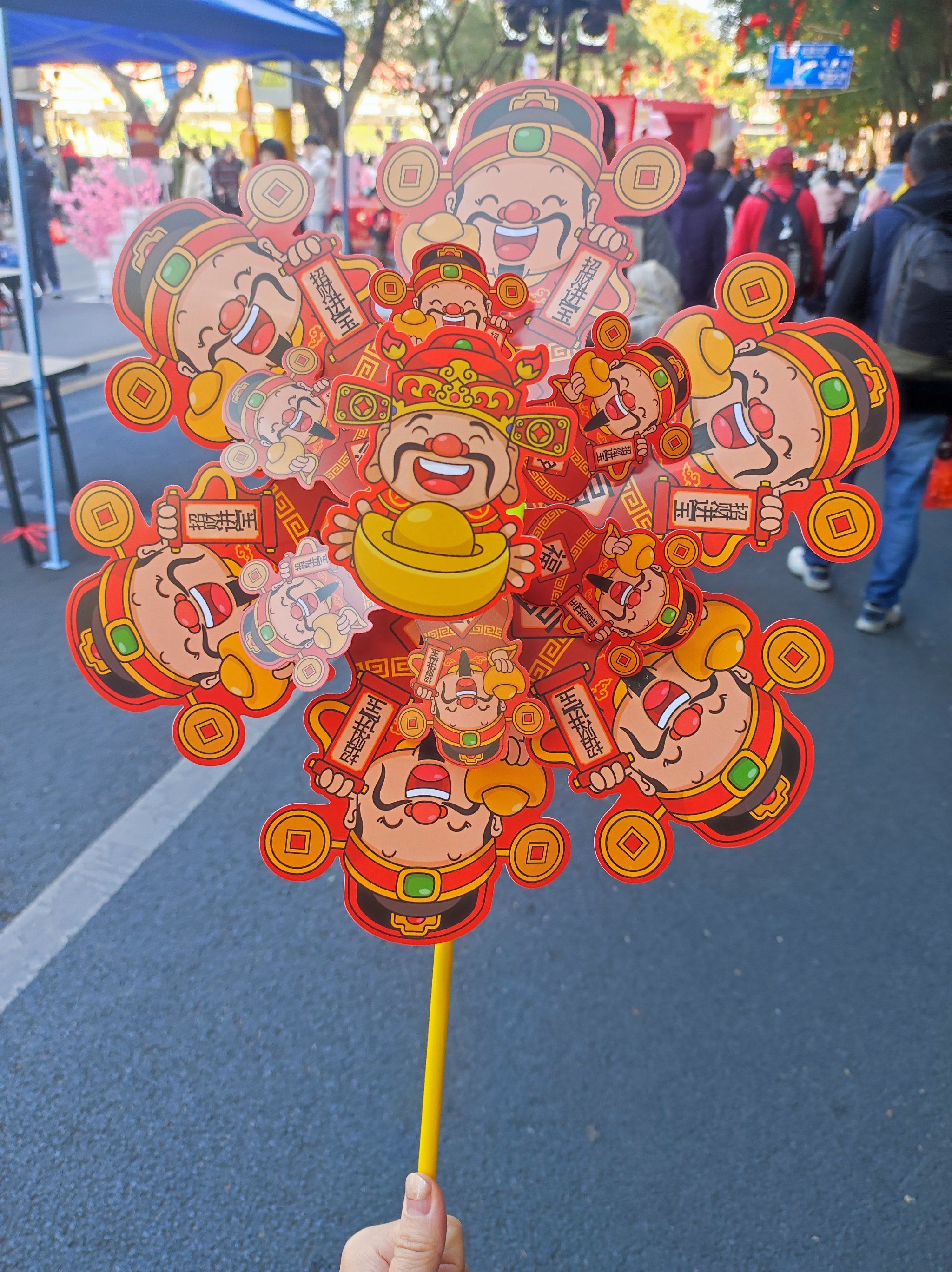 徐福记新年糖花车巡游升级为全国性年味IP 39天跨城巡游辐射全国