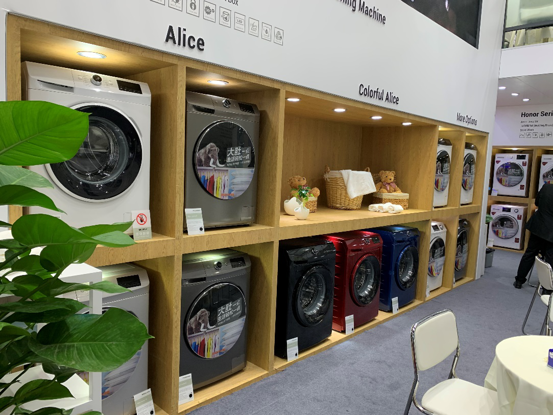 惠而浦获得外观设计专利授权：“斜滚筒洗衣机（Apex）”