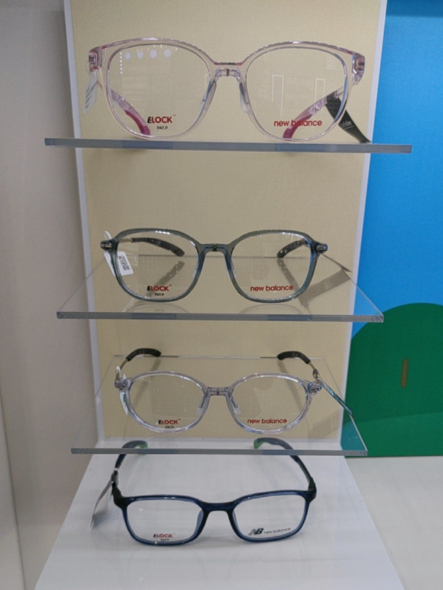 欧普康视：超高透氧角膜塑形镜和巩膜镜、复合控功能性框架眼镜等新产品都在积极推广和稳步增长中